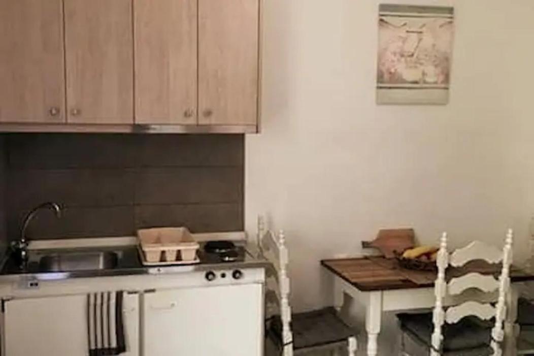 Golden Keys Apatment First Floor Appartement Moraḯtika Buitenkant foto
