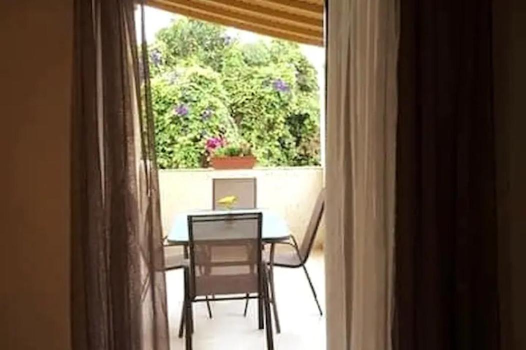 Golden Keys Apatment First Floor Appartement Moraḯtika Buitenkant foto