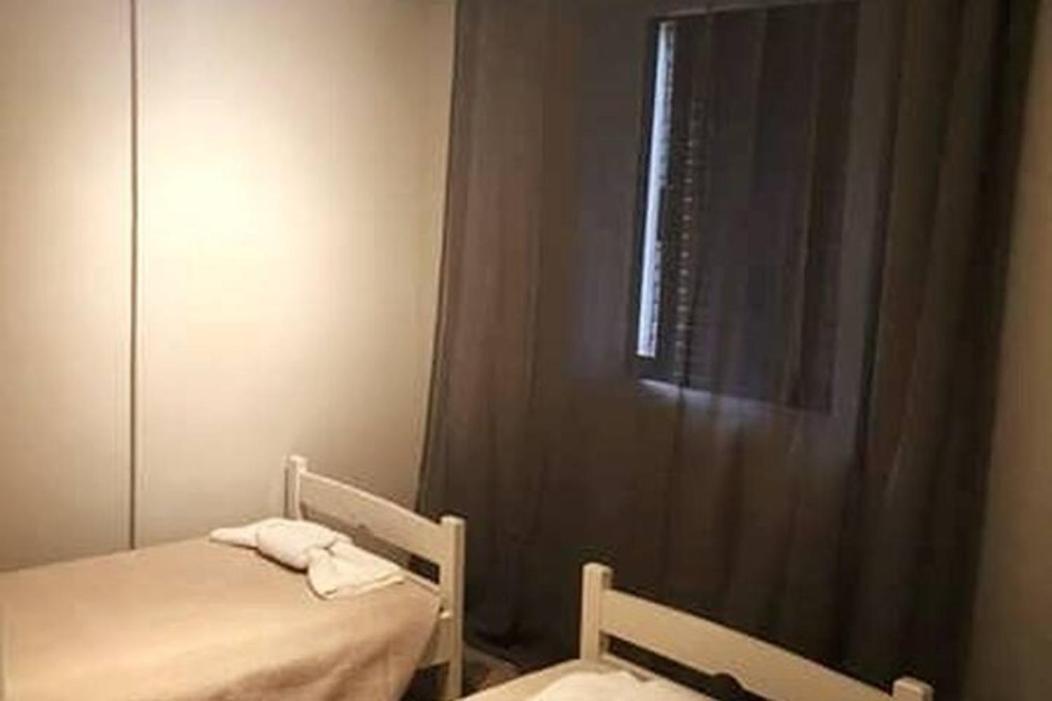 Golden Keys Apatment First Floor Appartement Moraḯtika Buitenkant foto